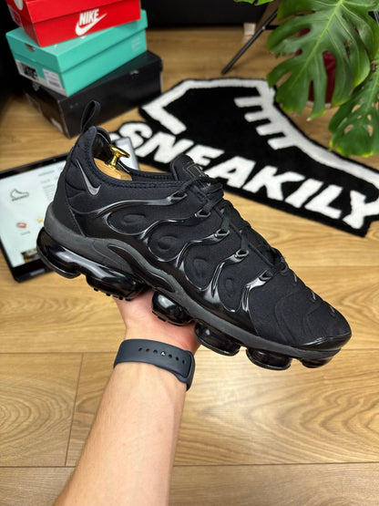 Nike Air Vapormax Plus (46)