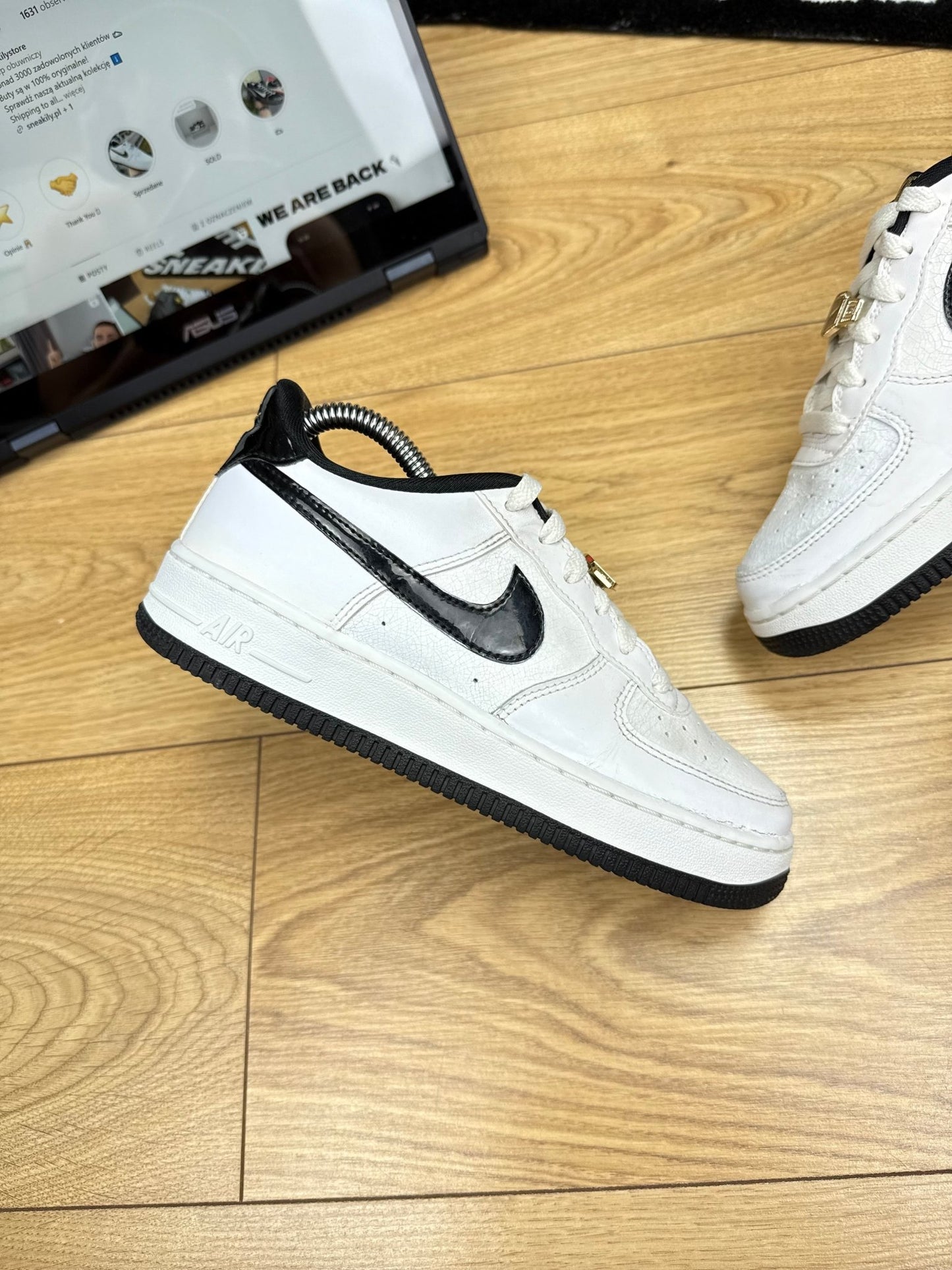 Nike Air Force 1 Low (37.5)