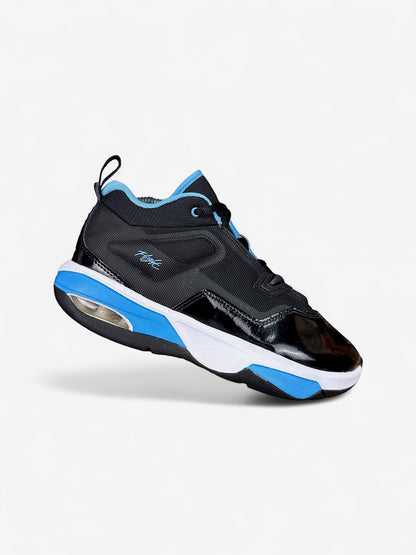 Nike Air Jordan Stay Loyal 3 (38.5)