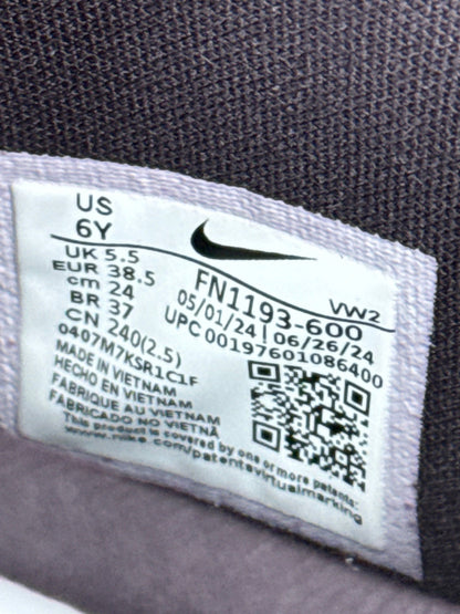 Nike Air Force 1 Mid (38.5)