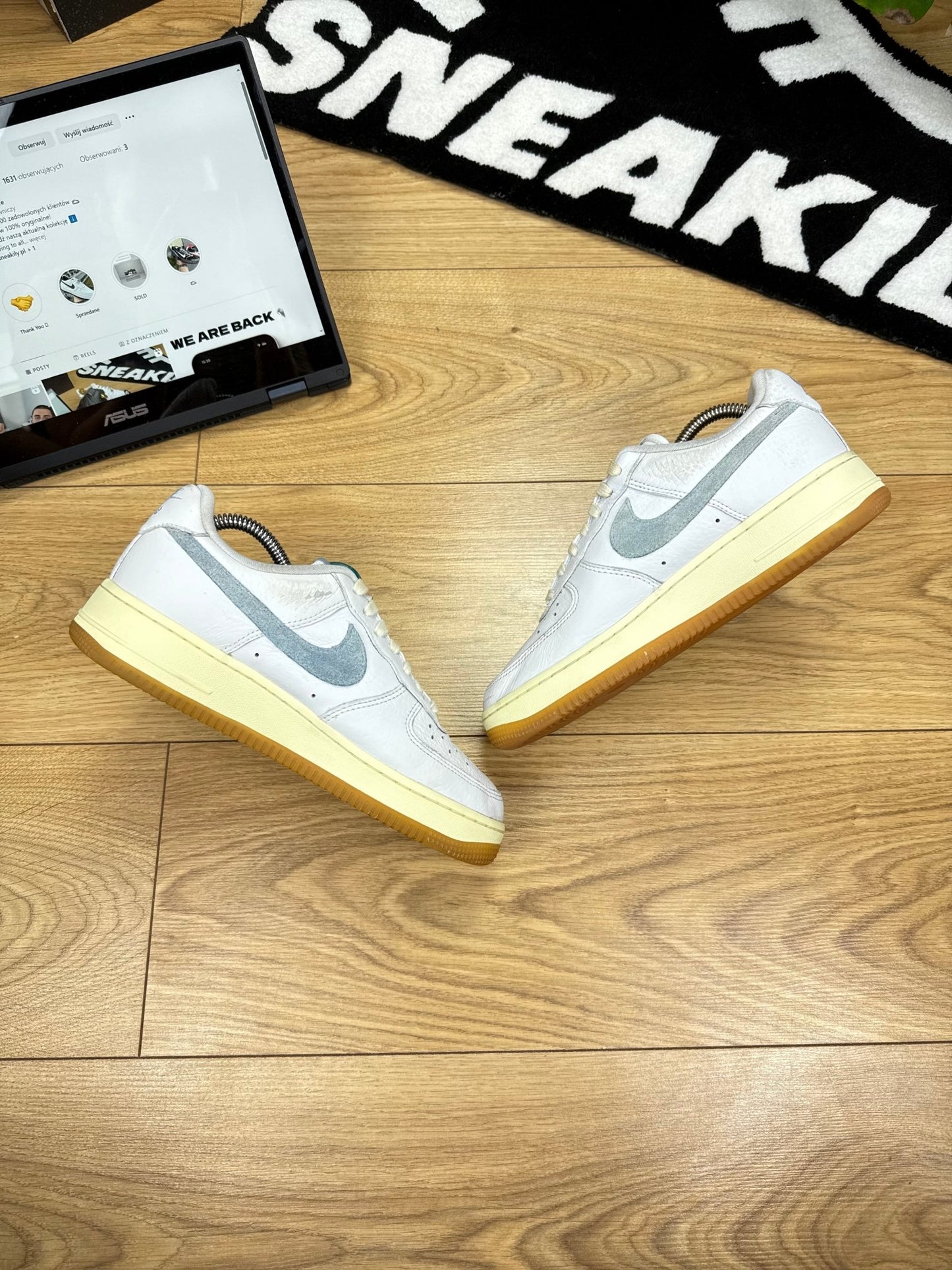 Nike Air Force 1 Low (40)