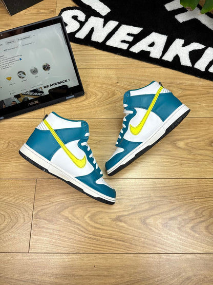 Nike Dunk High (40)