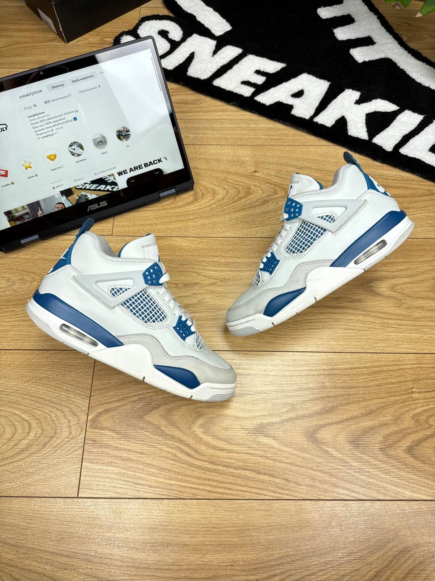 Nike Air Jordan 4 IV (41)