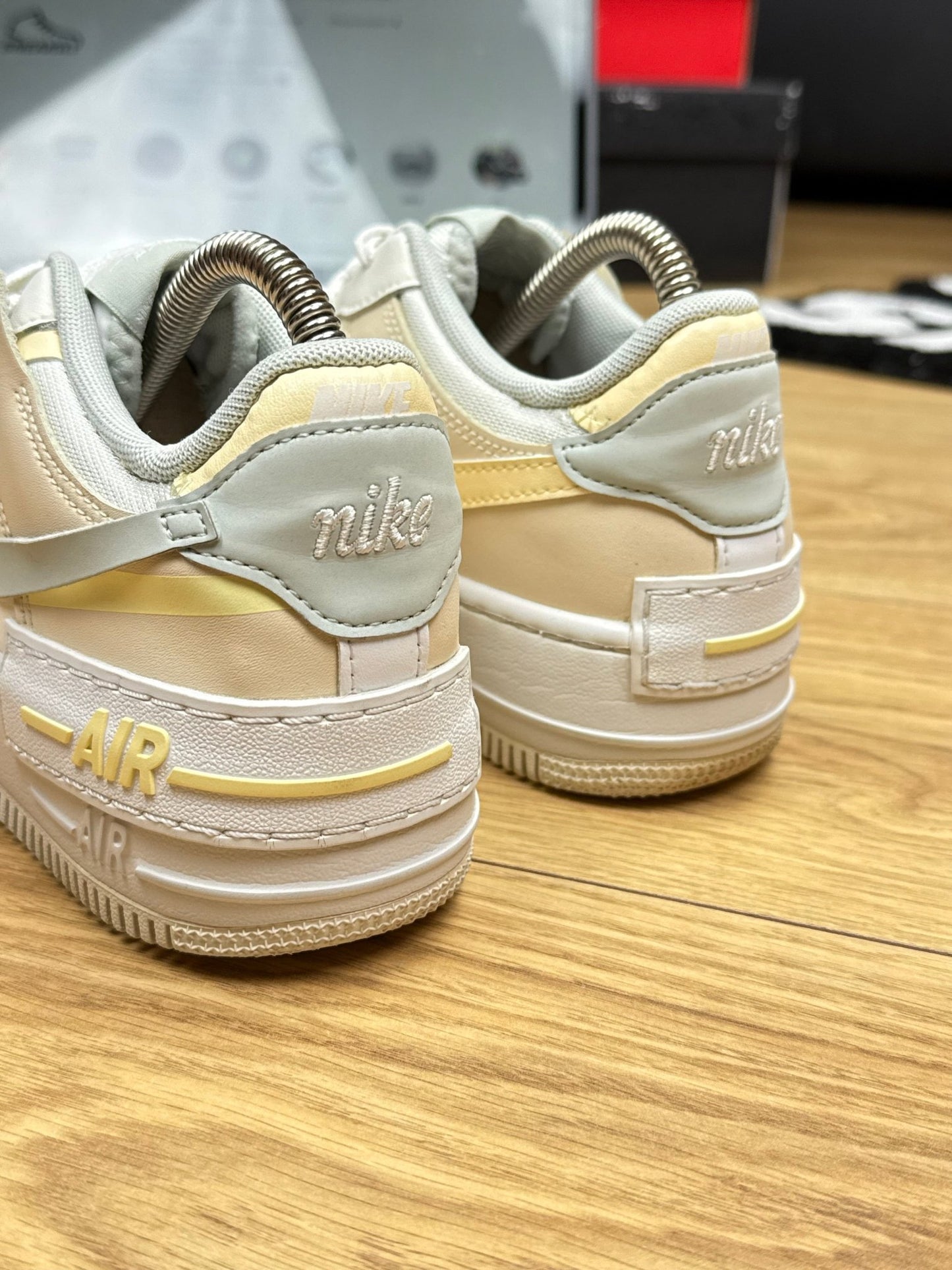 Nike Air Force 1 Low Shadow (36.5)
