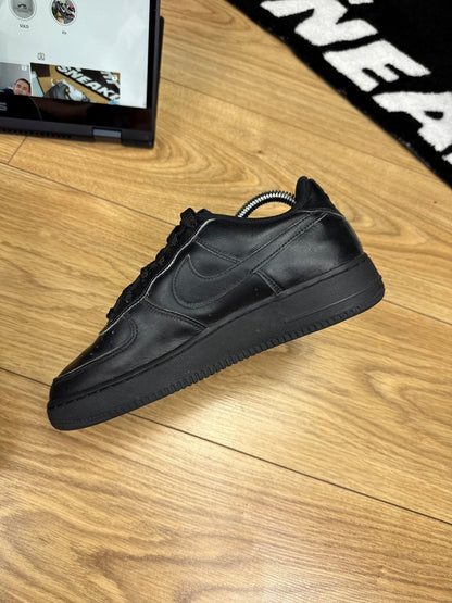 Nike Air Force 1 Low (38.5)