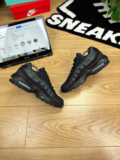 Nike Air Max 95 (42)