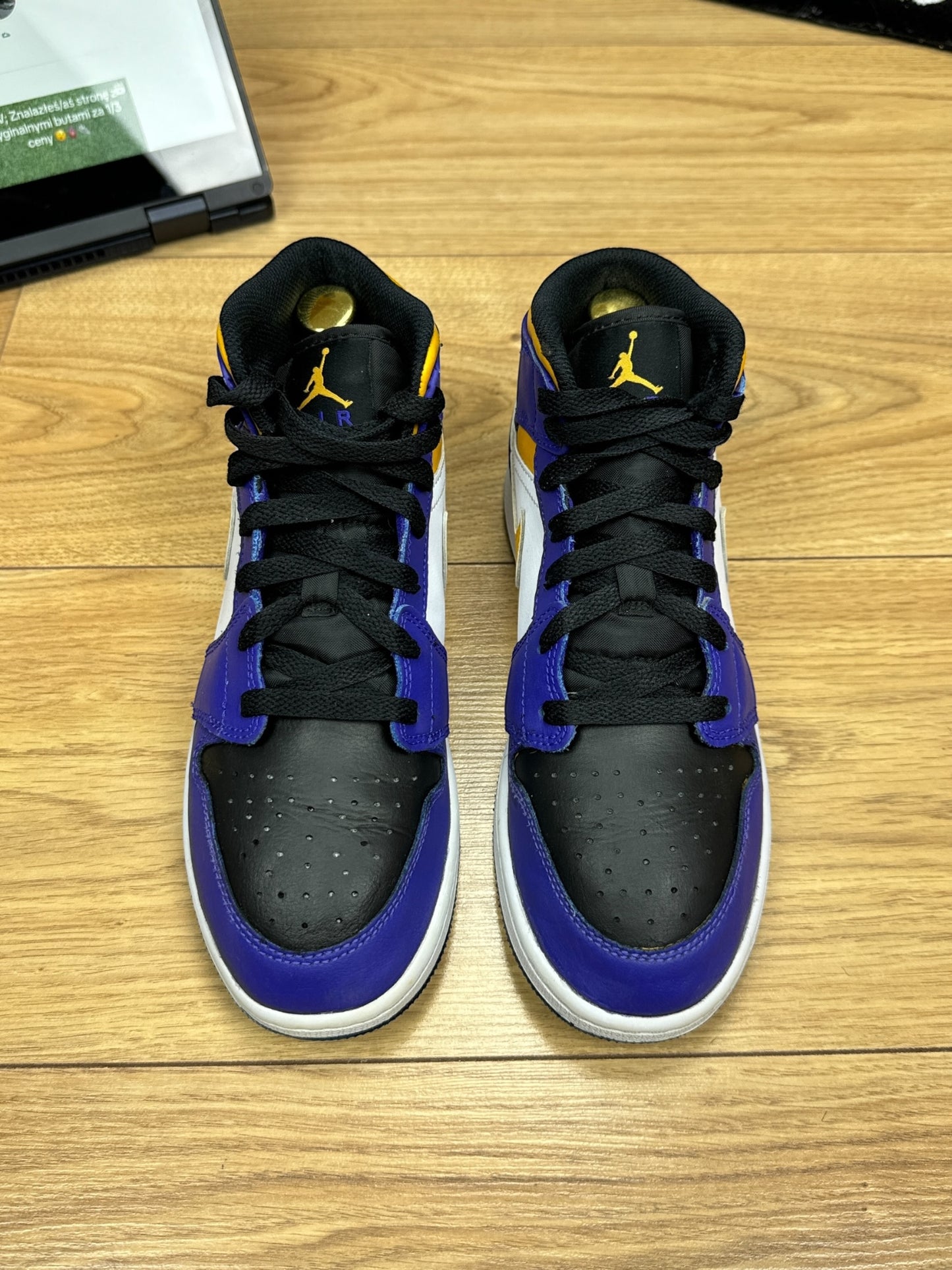 Nike Air Jordan 1 Mid (38.5)
