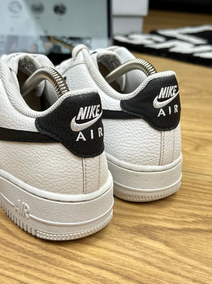 Nike Air Force 1 Low (38.5)
