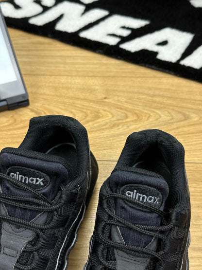 Nike Air Max 95 (41)