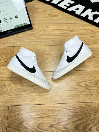 Nike Blazer Mid 77 (38.5)