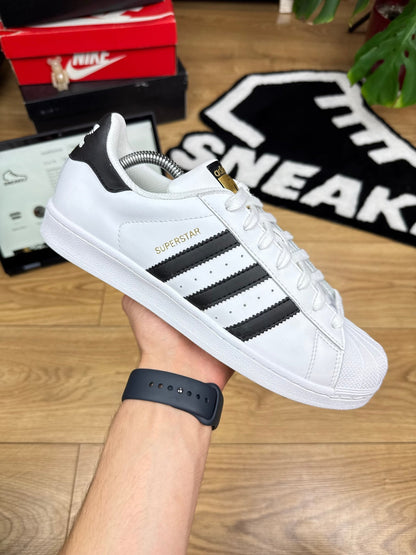 Adidas Superstar (44 2/3)