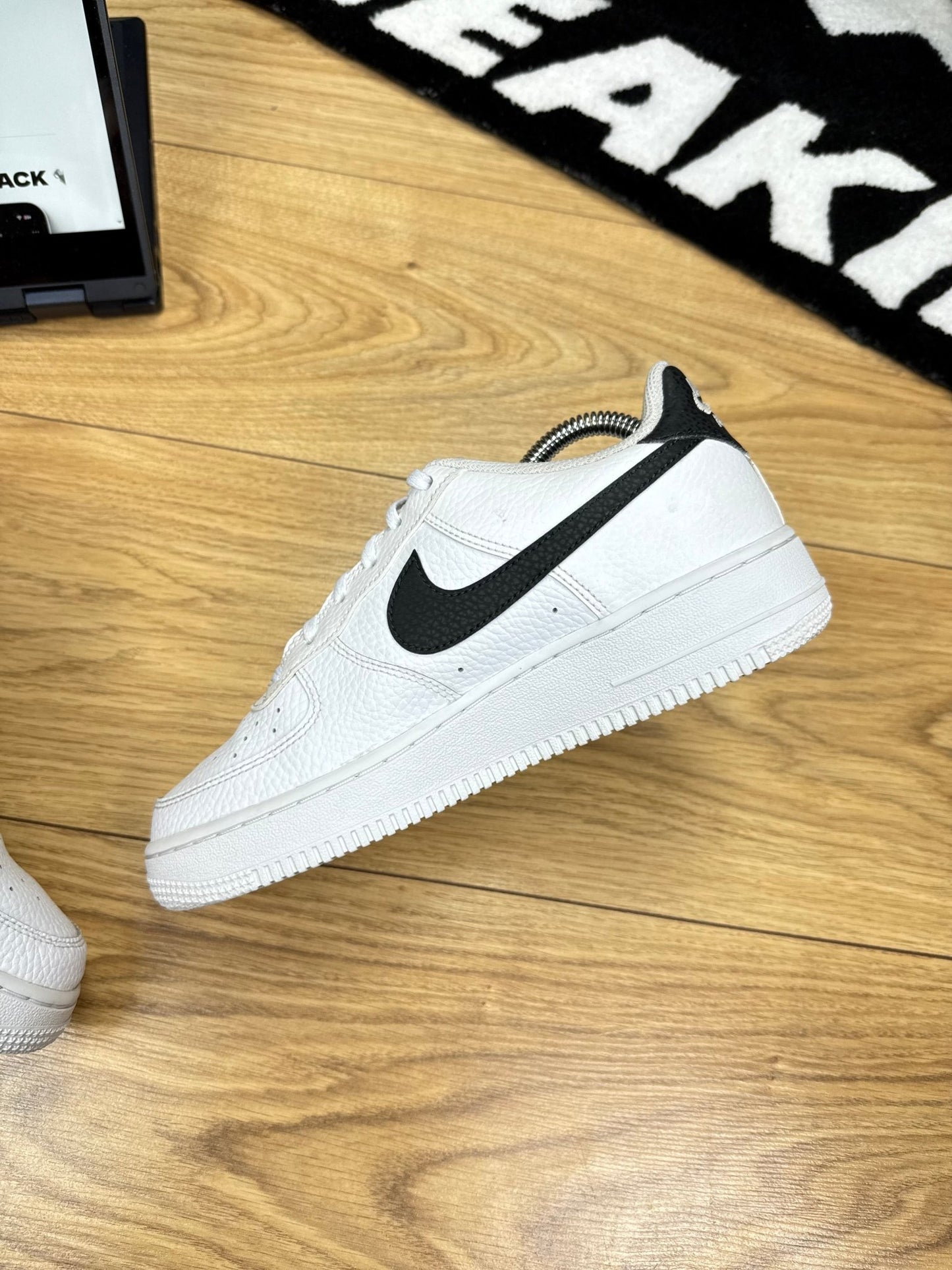 Nike Air Force 1 Low (38.5)