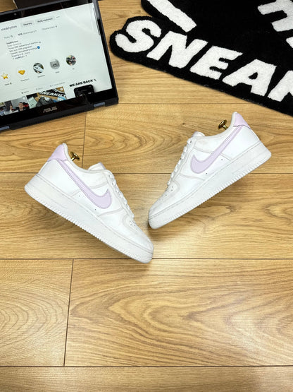 Nike Air Force 1 Low (38.5)