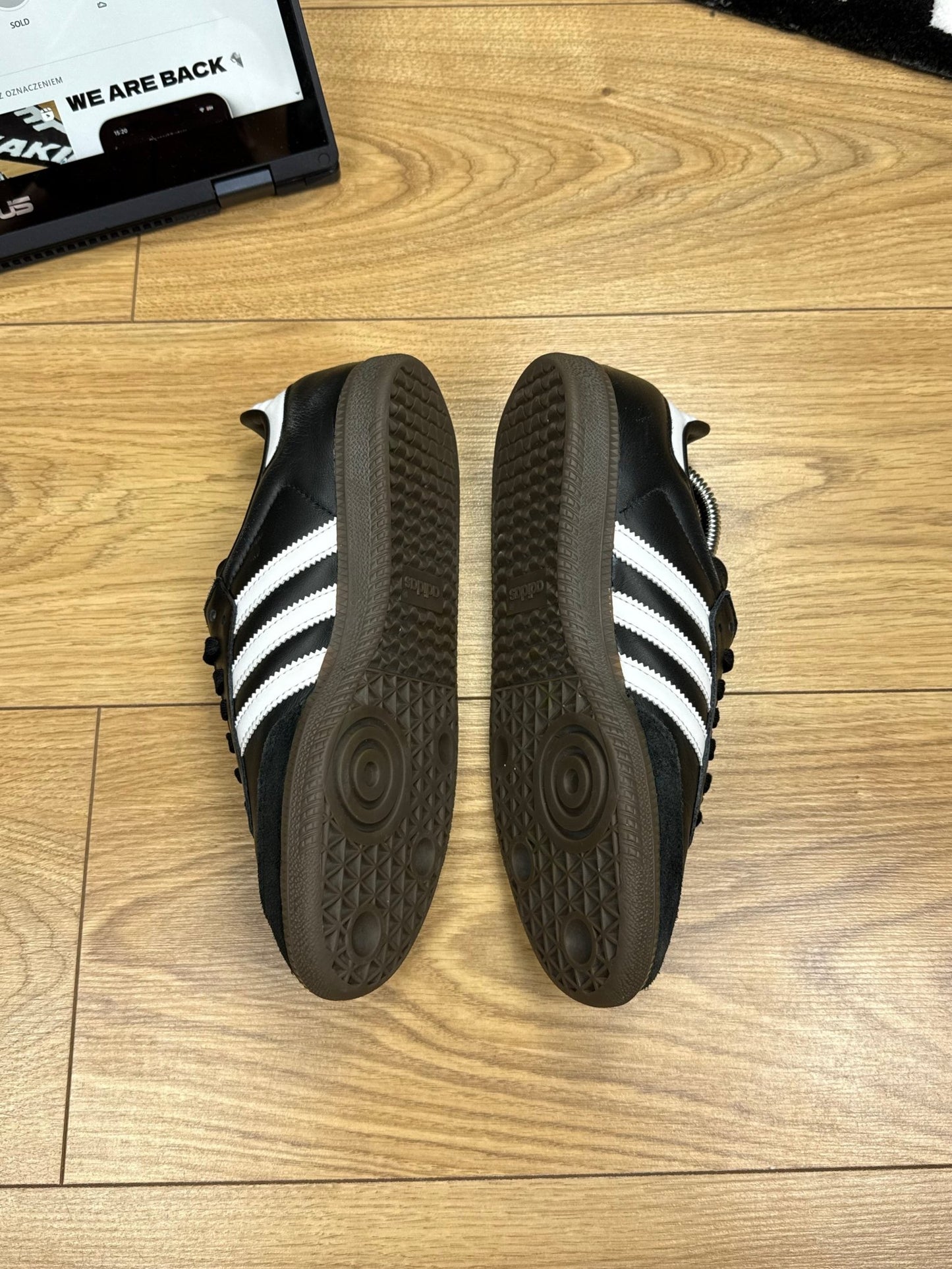 Adidas Samba (39 1/3)