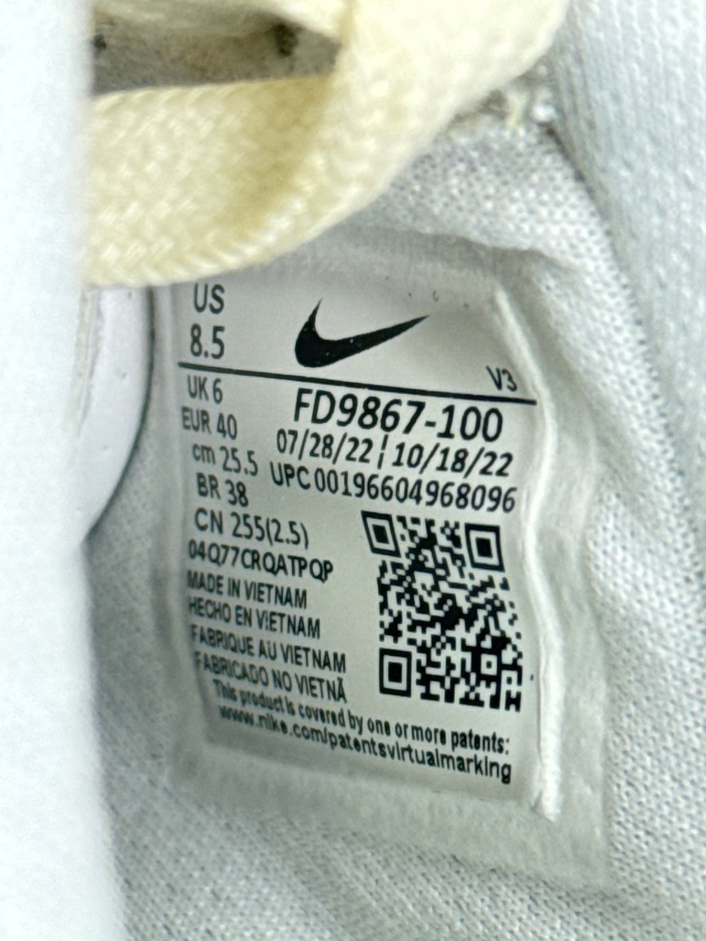 Nike Air Force 1 Low (40)