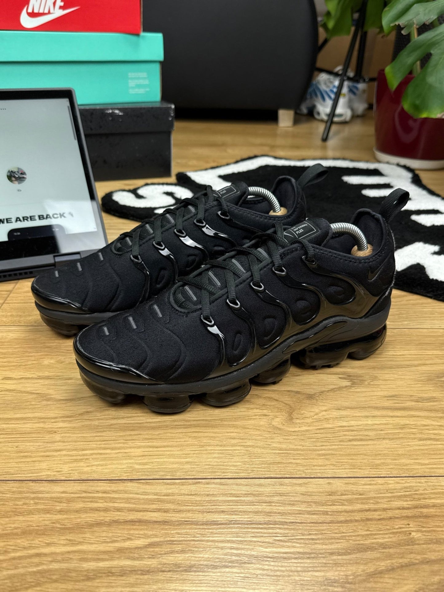 Nike Air Vapormax Plus (42.5)