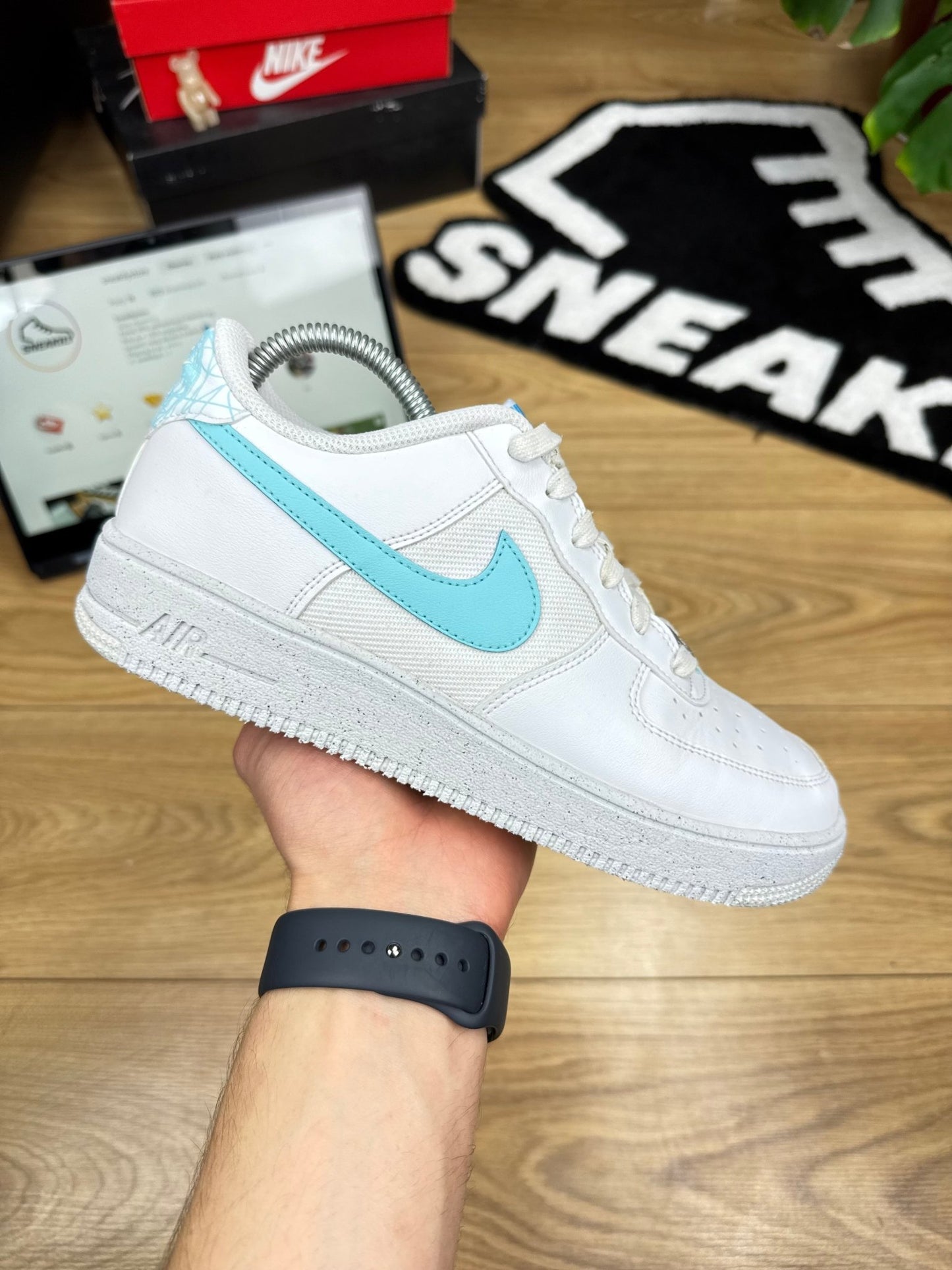 Nike Air Force 1 Low (40)