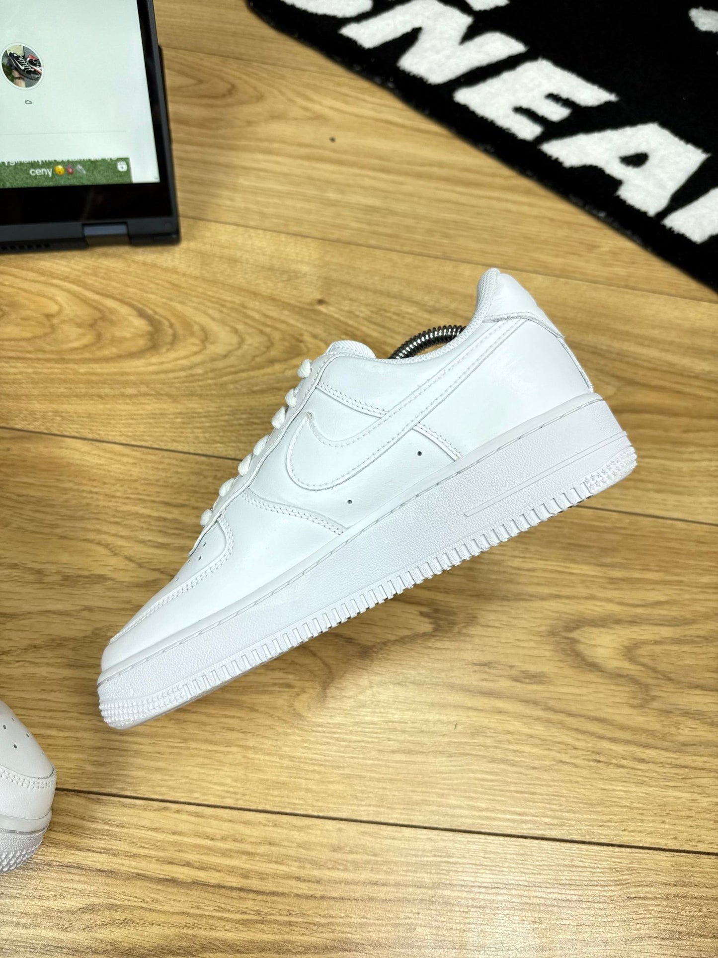 Nike Air Force 1 Low (38.5)