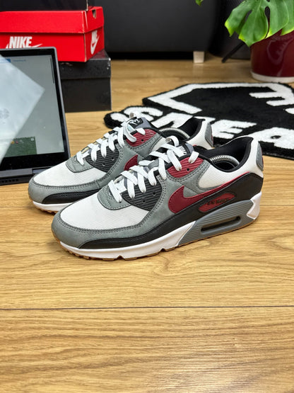 Nike Air Max 90 (42.5)