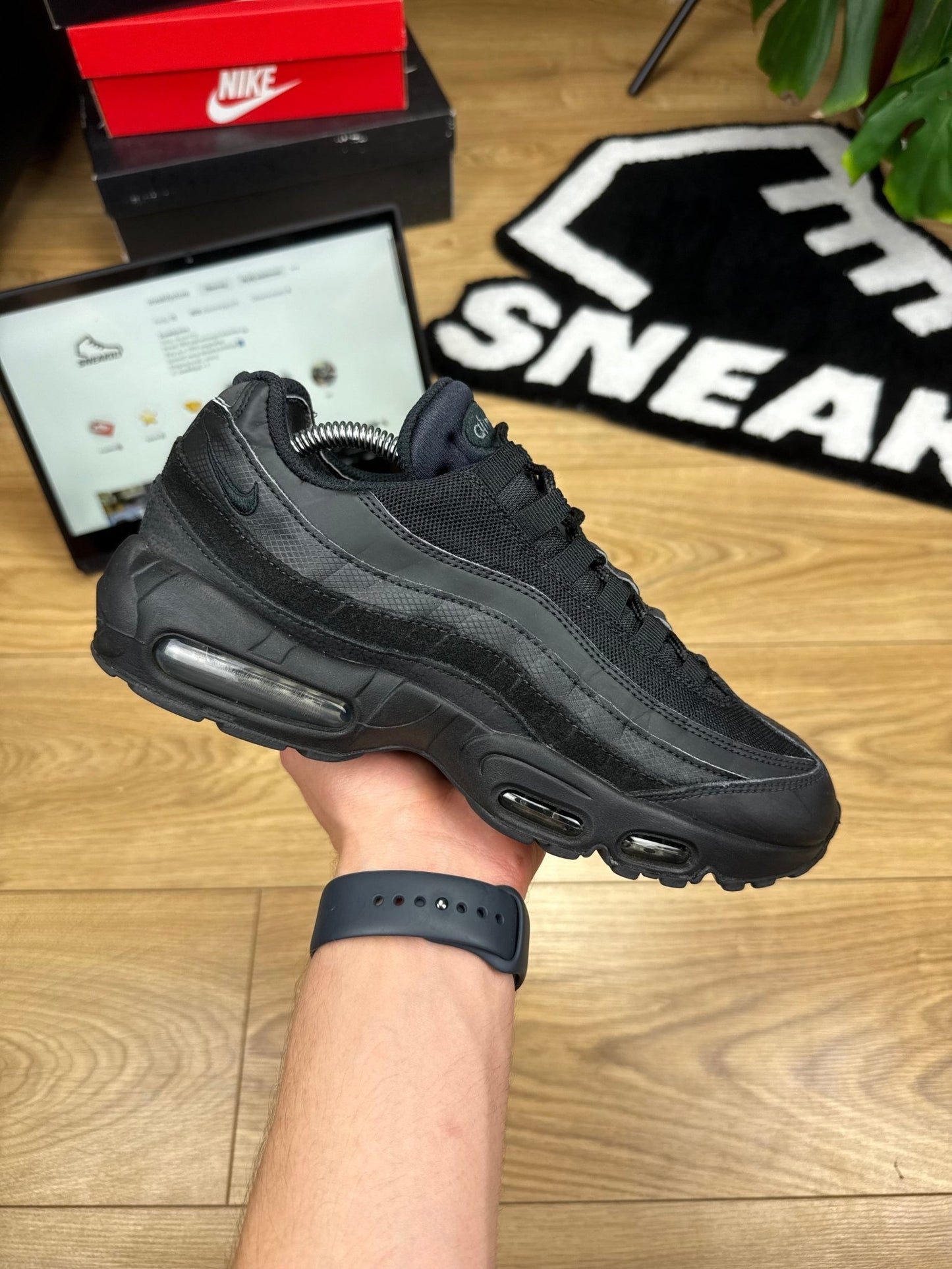 Nike Air Max 95 (42)