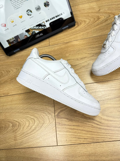 Nike Air Force 1 Low (38.5)