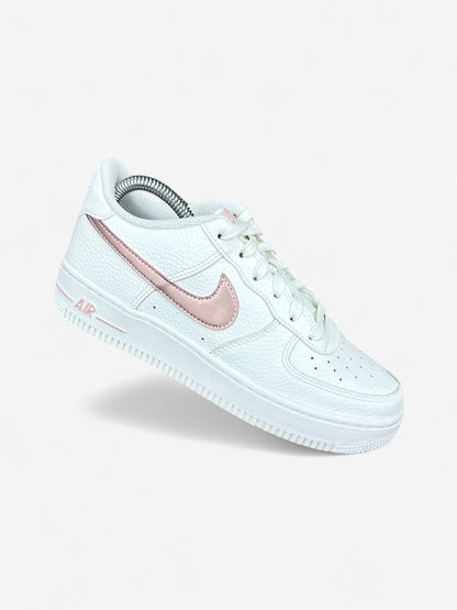 Nike Air Force 1 Low (37.5)