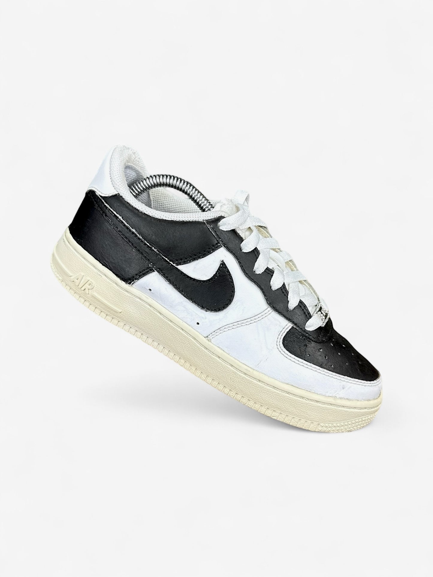 Nike Air Force 1 Low (37.5)
