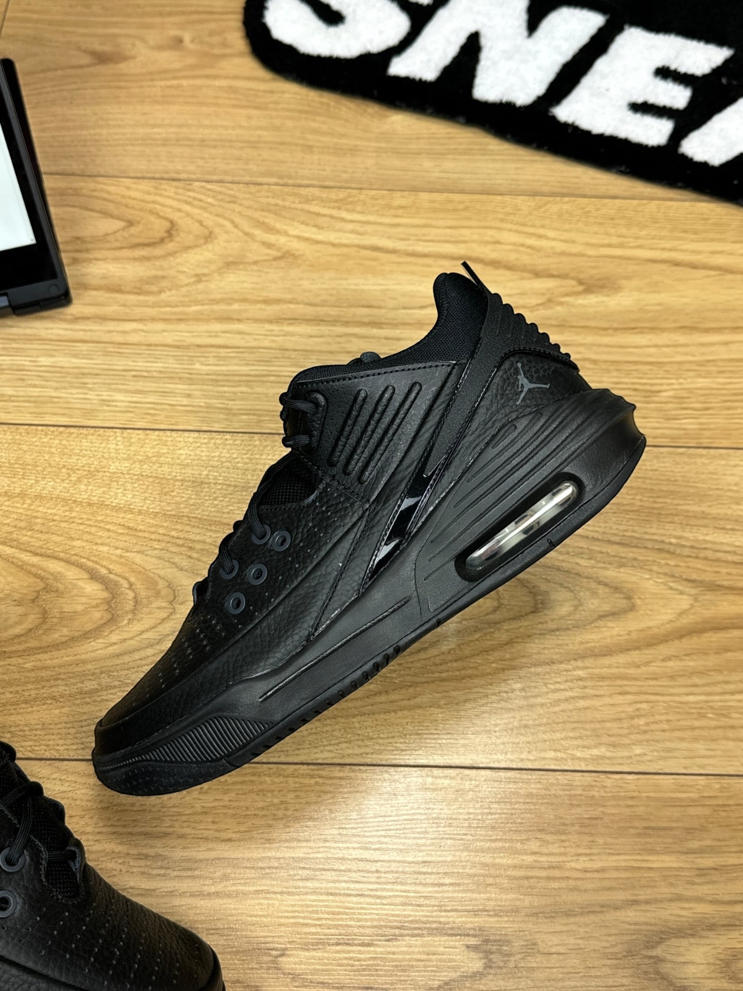 Nike Air Jordan Max Aura 5 (43)