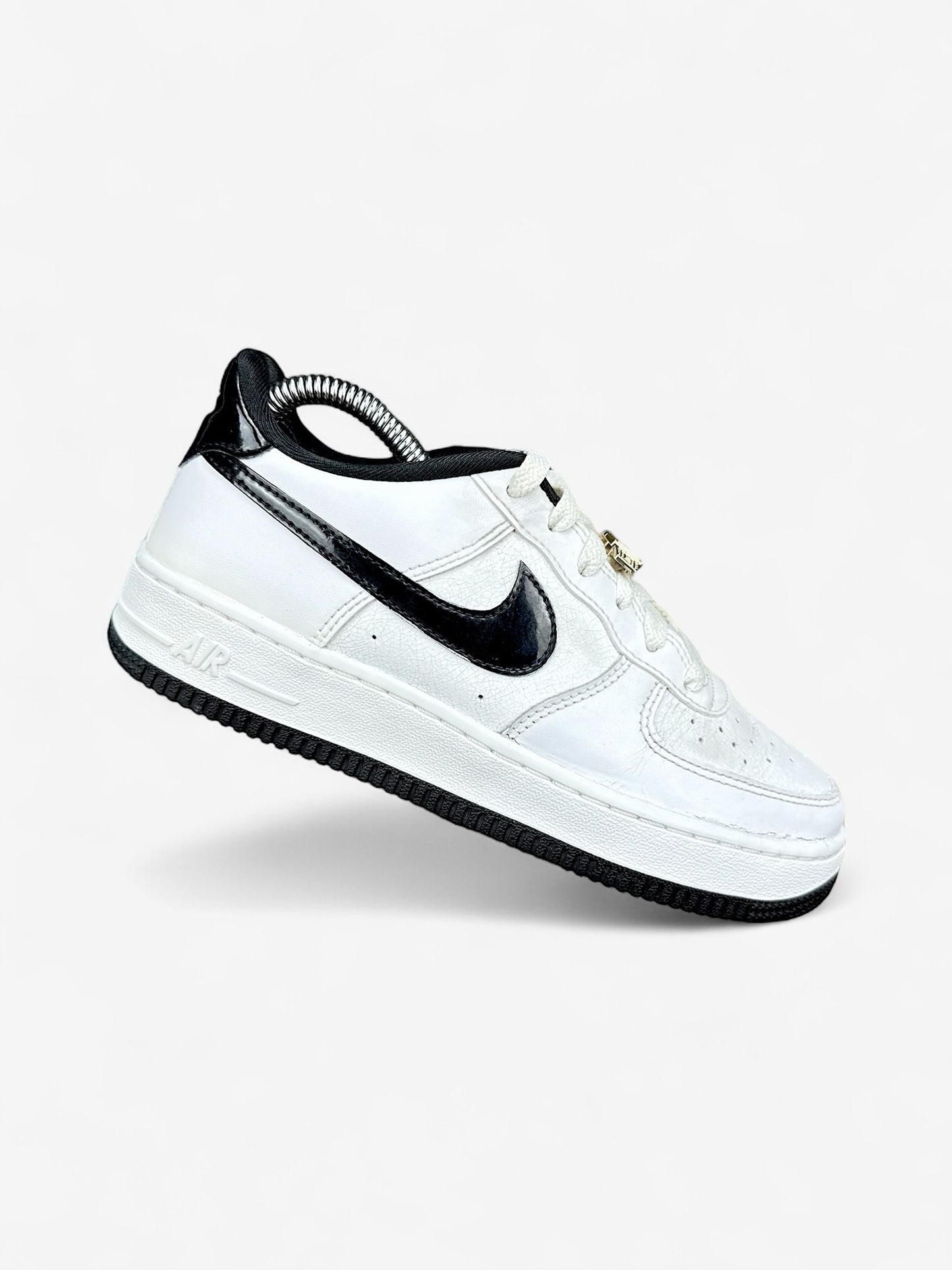 Nike Air Force 1 Low (37.5)