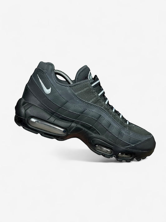 Nike Air Max 95 (42.5)