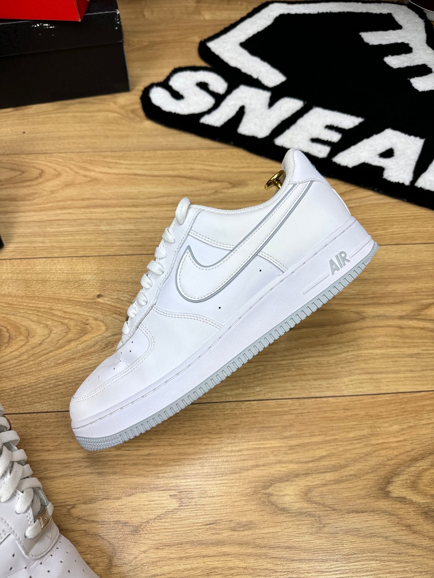 Nike Air Force 1 Low (45.5)