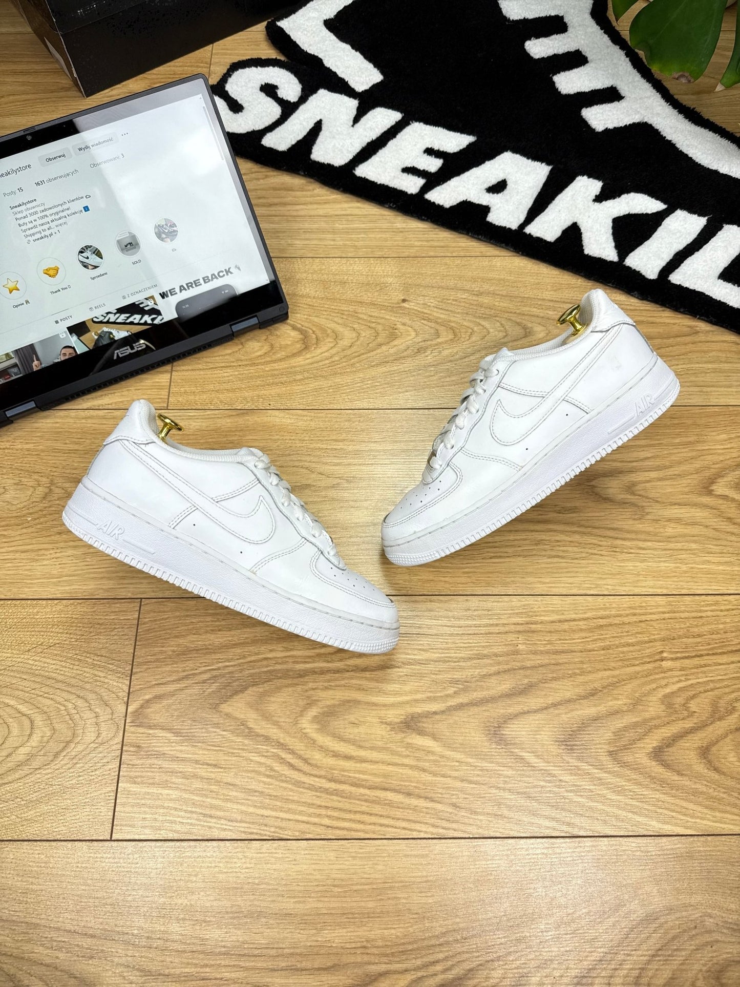 Nike Air Force 1 Low (40)
