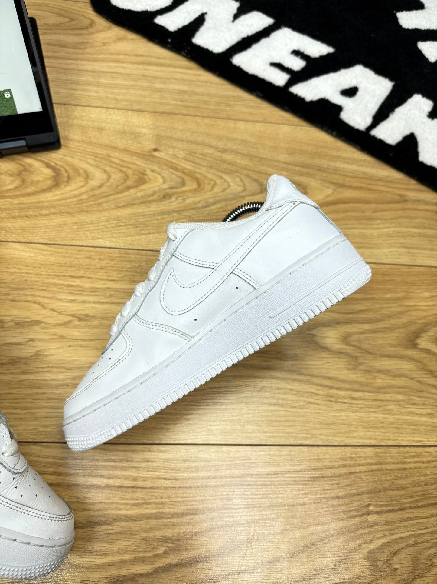 Nike Air Force 1 Low (38.5)