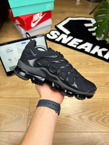 Nike Air Vapormax Plus (43)