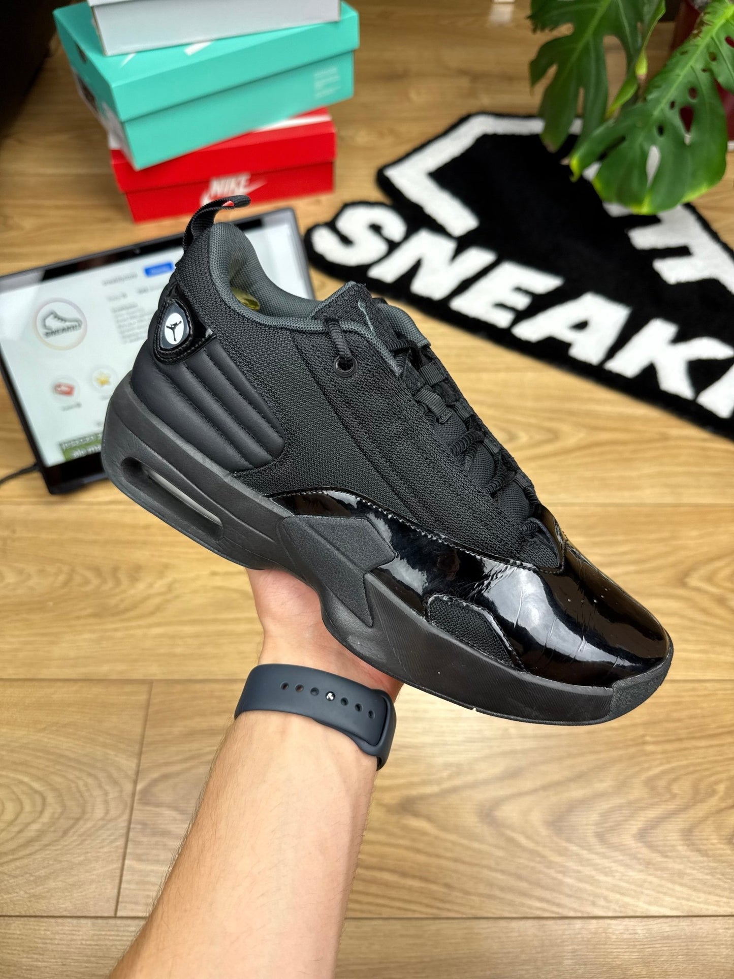 Nike Air Jordan Max Aura 6 (42.5)