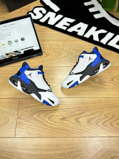 Nike Air Jordan Max Aura 4 (37.5)