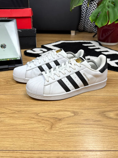 Adidas Superstar (44 2/3)