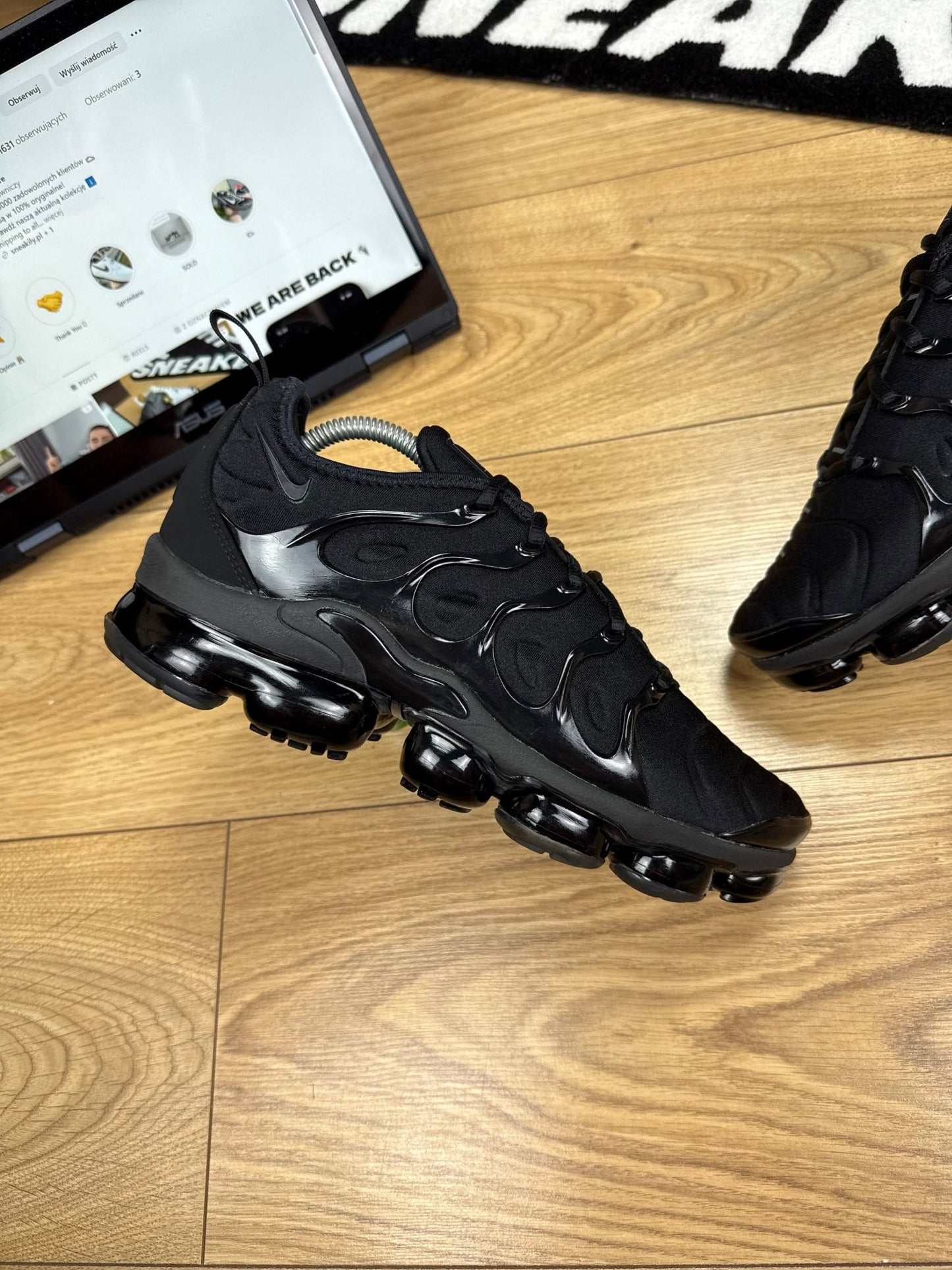 Nike Air Vapormax Plus (42.5)