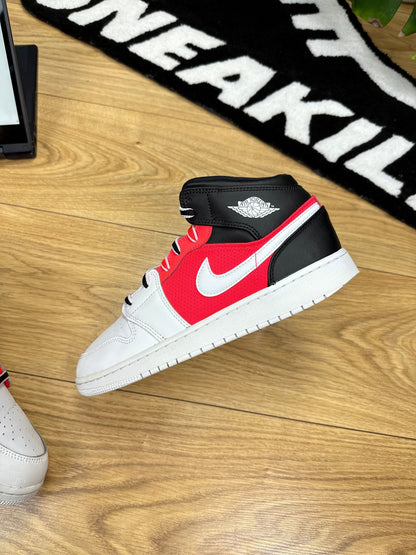 Nike Air Jordan 1 Mid (40)