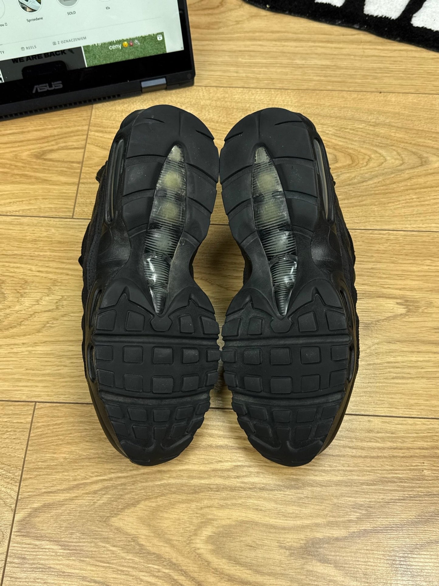 Nike Air Max 95 (42)