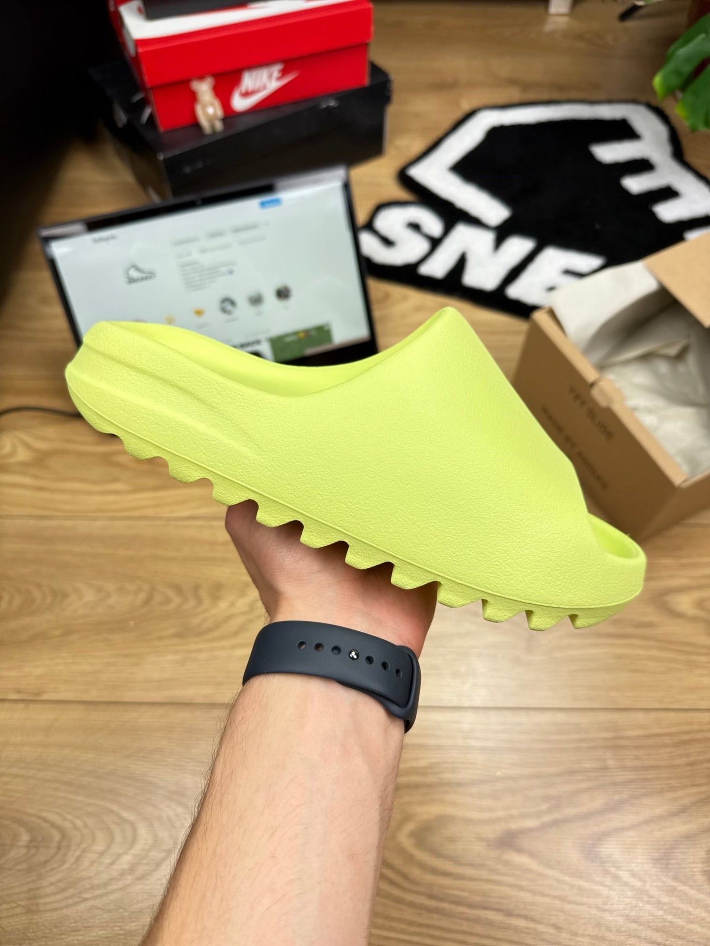Adidas Yeezy Slides 2022/23 (42)
