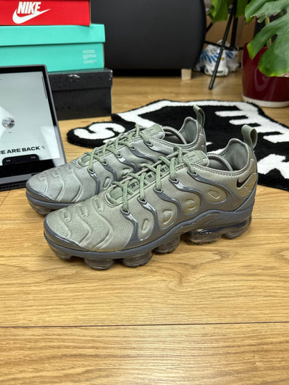 Nike Air Vapormax Plus (44)