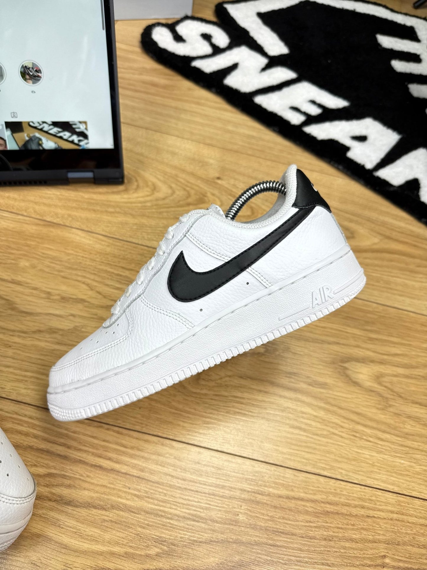 Nike Air Force 1 Low (38.5)