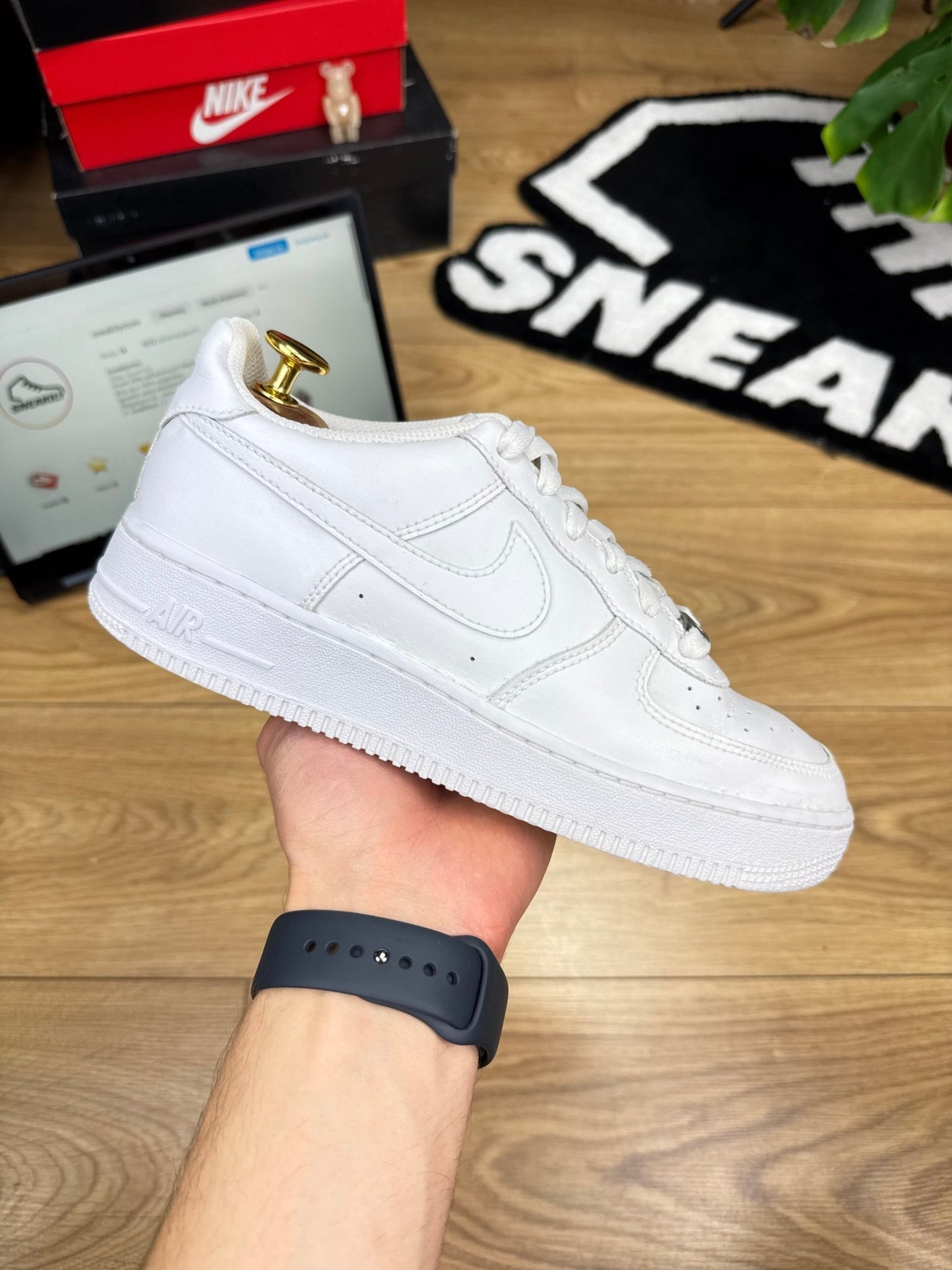 Nike Air Force 1 Low (38.5)