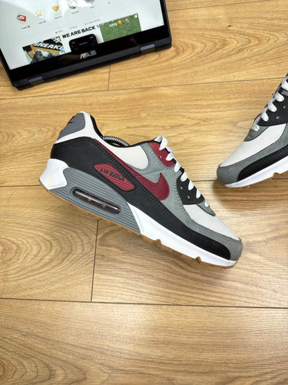 Nike Air Max 90 (42.5)