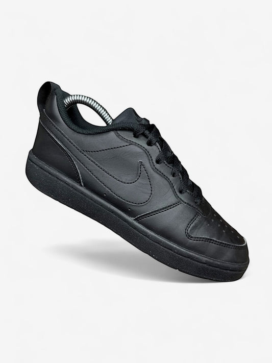 Nike Court Borough (36.5)