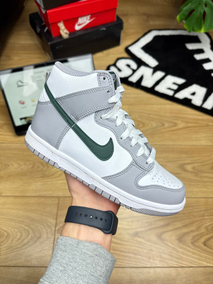 Nike Dunk High (36.5)