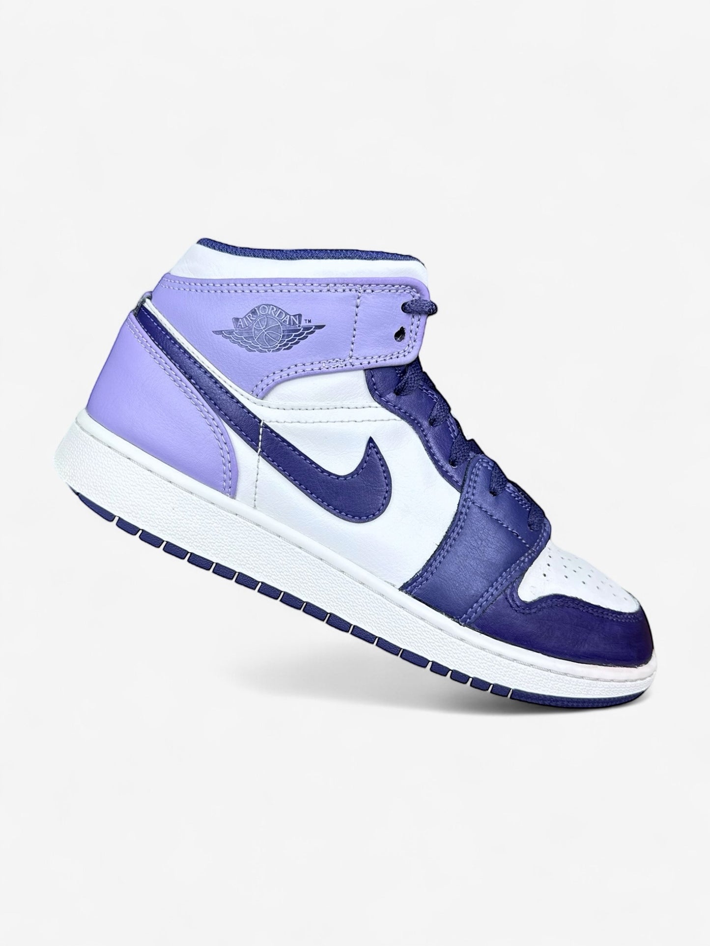 Nike Air Jordan 1 Mid (40)