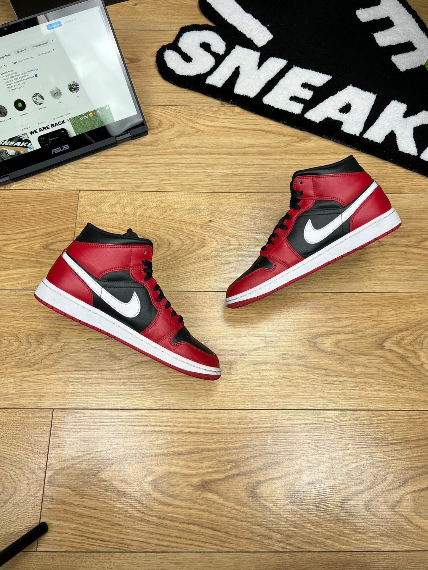 Nike Air Jordan 1 Mid (42.5)