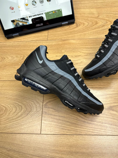 Nike Air Max 95 Ultra (41)